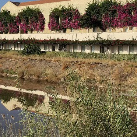 Rustic House With 2 Pools In A Monastery 別荘