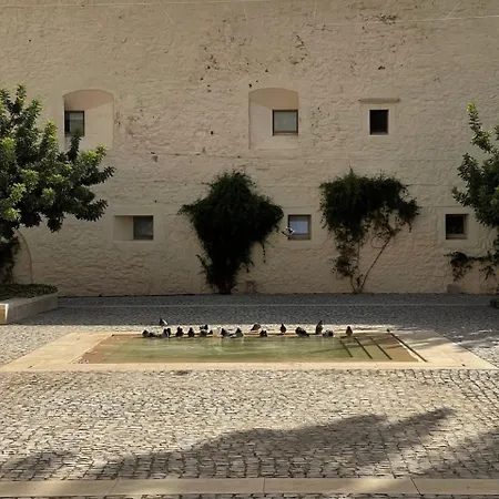 別荘 Rustic House With 2 Pools In A Monastery