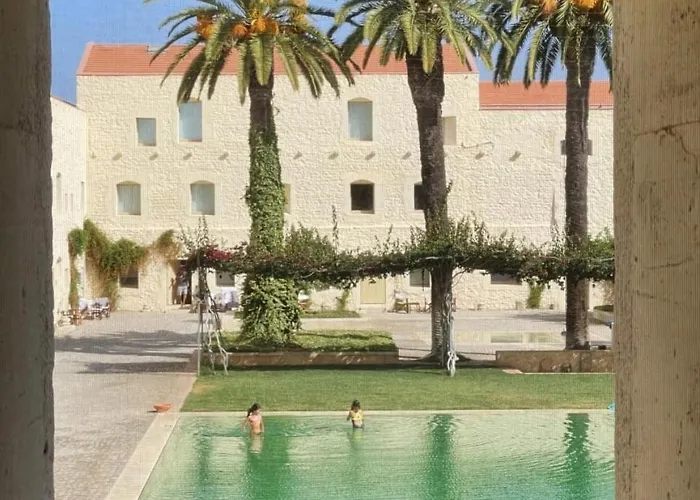 Rustic House With 2 Pools In A Monastery Casa vacanze *