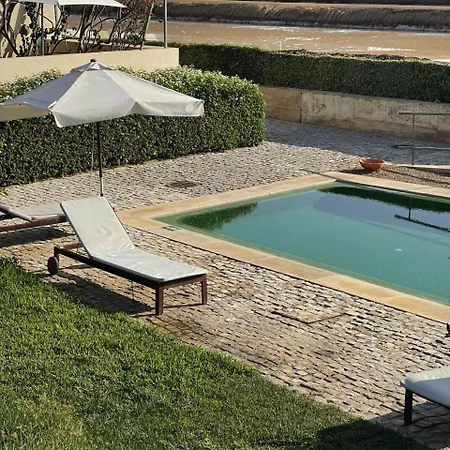 Dom wakacyjny Rustic House With 2 Pools In A Monastery Tavira