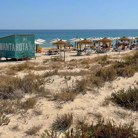 Rustic House With 2 Pools In A Monastery בית נופש