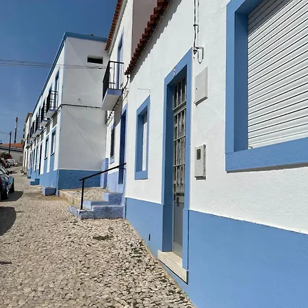 Rustic House With 2 Pools In A Monastery Dom wakacyjny *