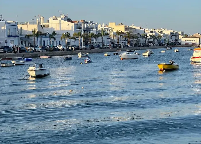 Rustic House With 2 Pools In A Monastery Сasa de vacaciones