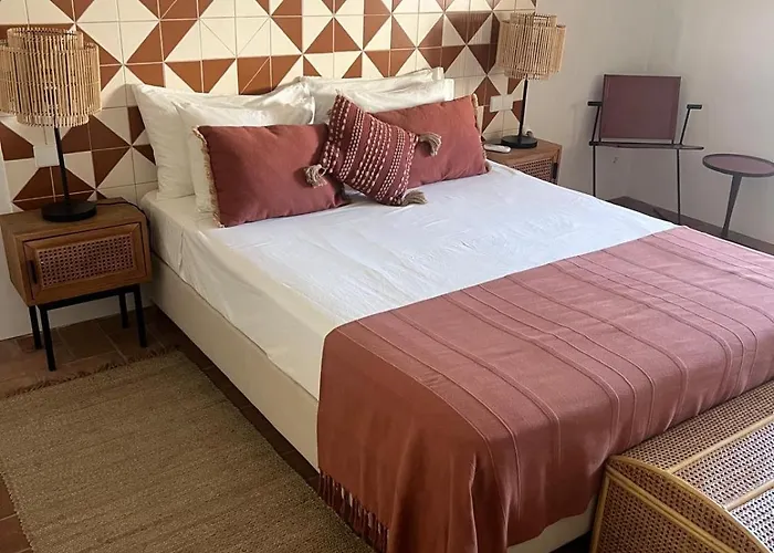 Rustic House With 2 Pools In A Monastery Tavira