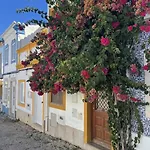 Casa vacanze Rustic House With 2 Pools In A Monastery