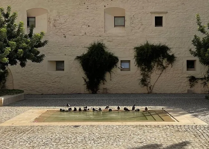 Vakantiehuis Rustic House With 2 Pools In A Monastery