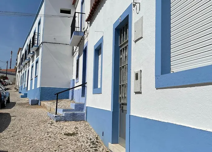 Rustic House With 2 Pools In A Monastery Vakantiehuis *