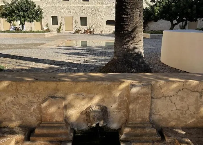 Rustic House With 2 Pools In A Monastery Vakantiehuis Tavira